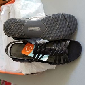 Baretraps Raygan black sandals 7.5